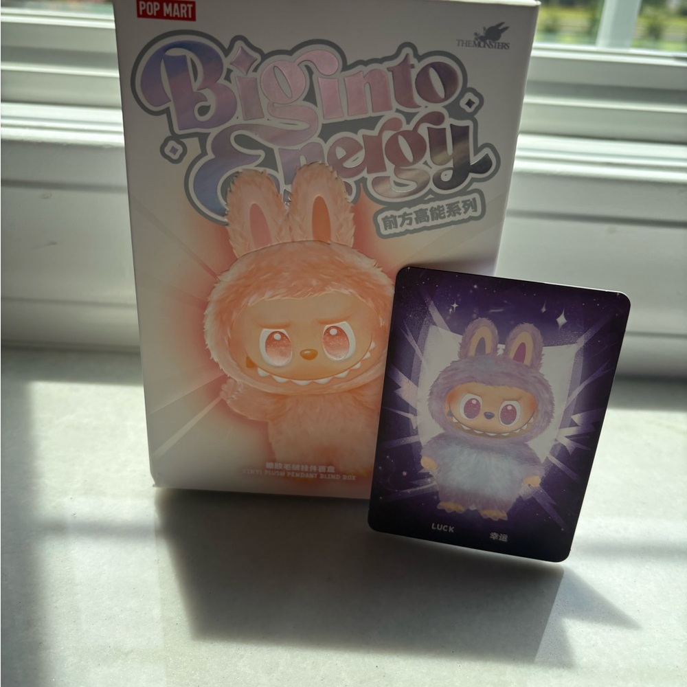 Pop Mart Big Into Energy  Labubu - Luck New in Box